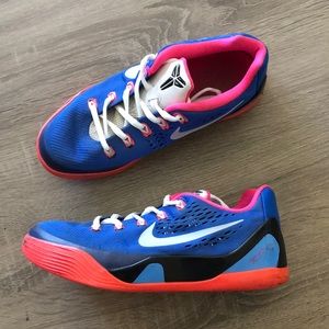 Nike Kobe 9 EM GS Hyper Pink Basketball shoes